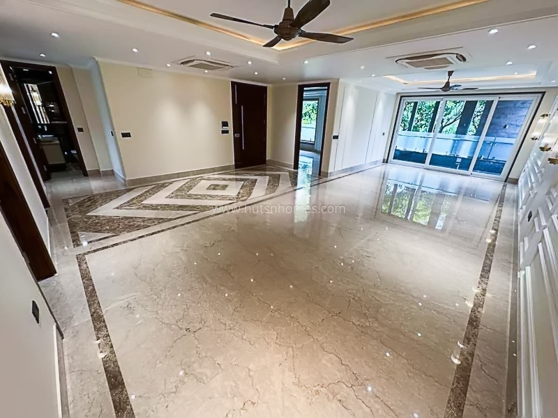 3 BHK Builder Floor For Rent in Defence Colony