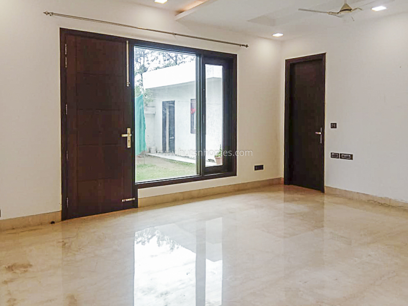 5 BHK Farm House For Rent in Vasant Kunj