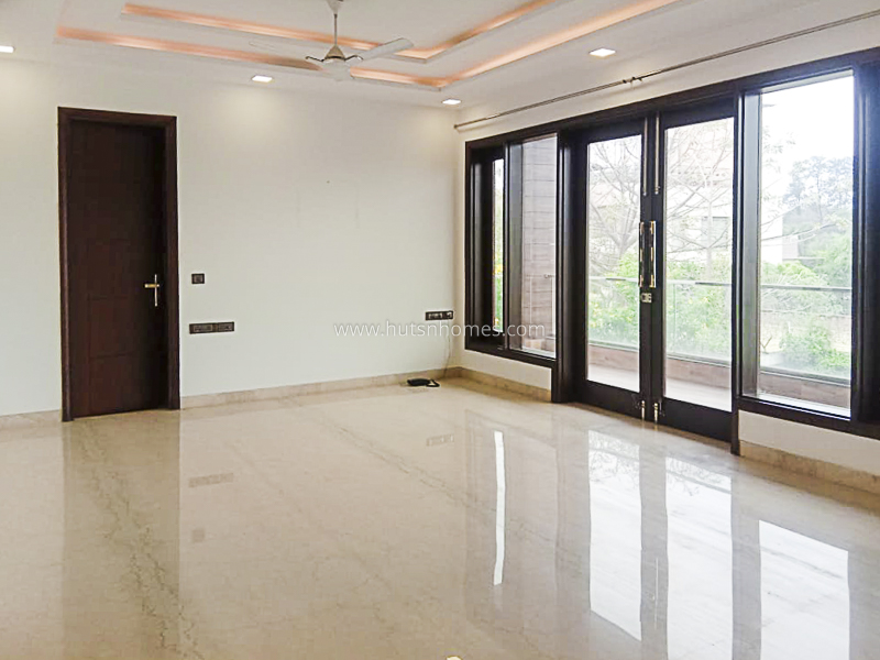 5 BHK Farm House For Rent in Vasant Kunj