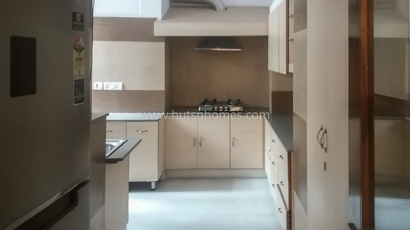 2 BHK Flat For Rent in Chanakyapuri