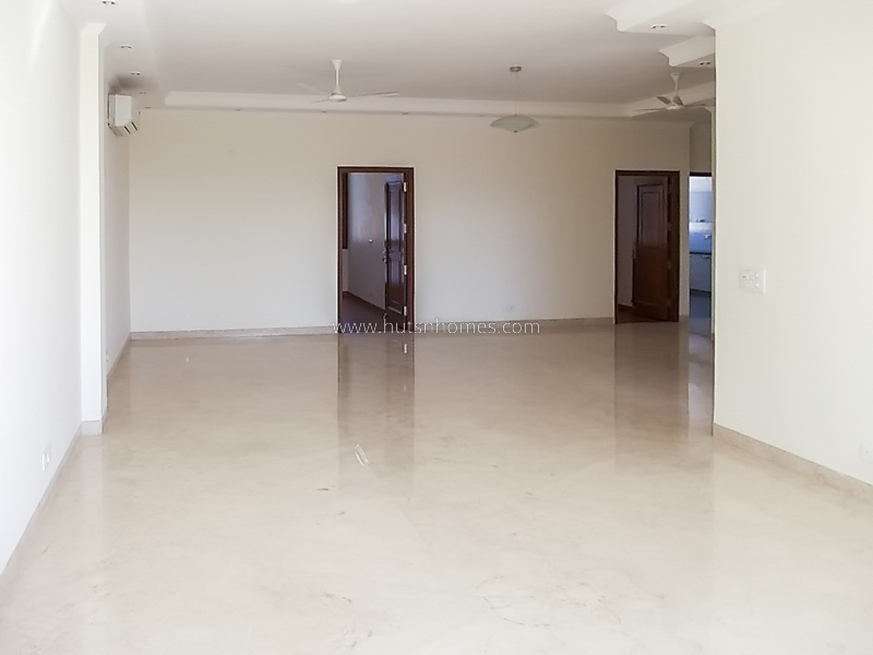 3 BHK Flat For Rent in Chanakyapuri