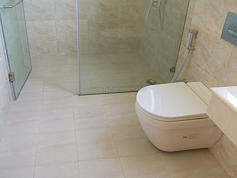 3 BHK Flat For Rent in Chanakyapuri