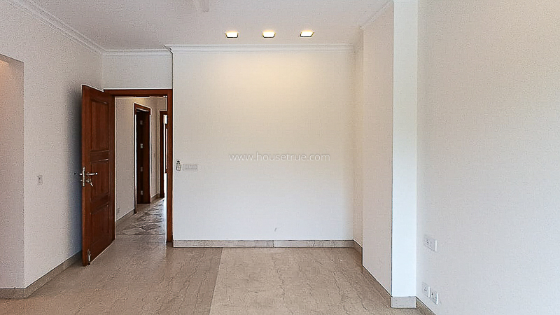 4 BHK Flat For Rent in Chanakyapuri