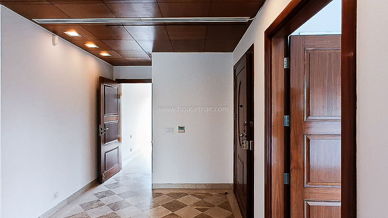 4 BHK Flat For Rent in Chanakyapuri