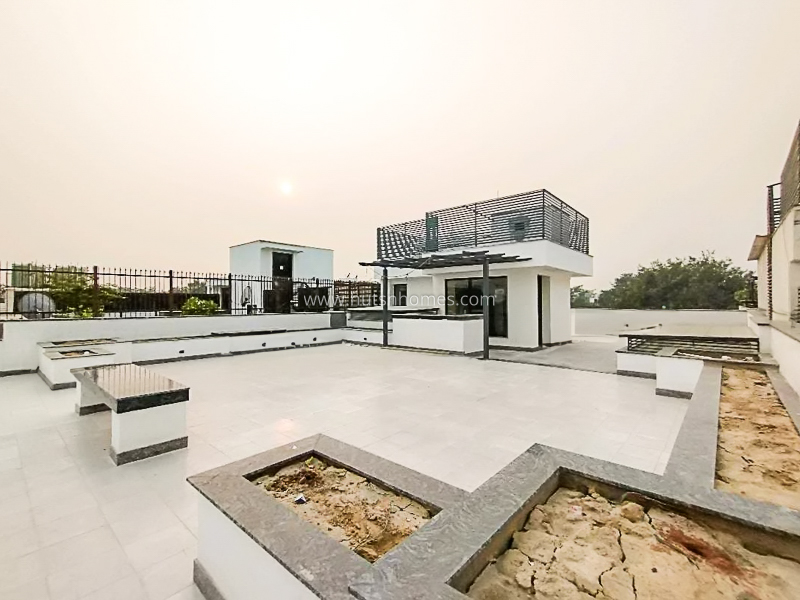 3 BHK Builder Floor For Rent in Chanakyapuri