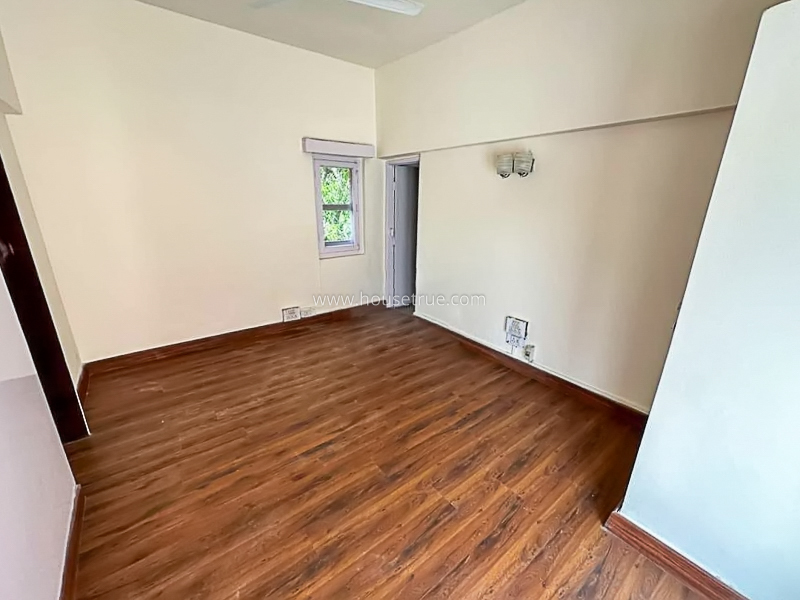 1 BHK Flat For Rent in Defence Colony
