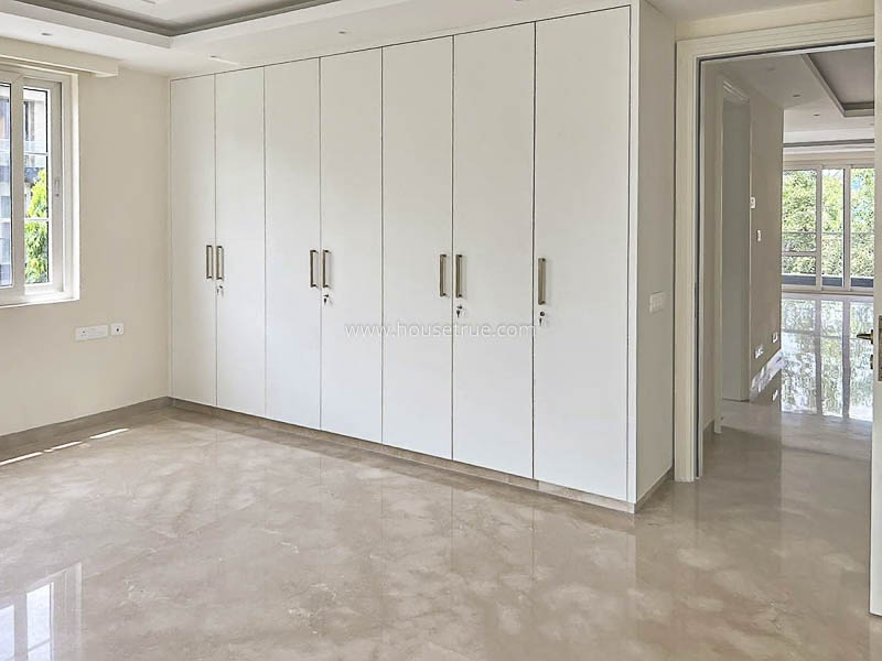 3 BHK Builder Floor For Rent in Defence Colony