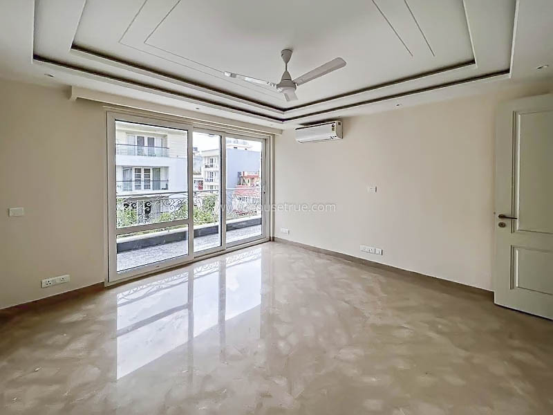 3 BHK Builder Floor For Rent in Defence Colony