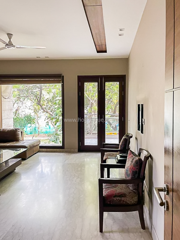 4 BHK Flat For Rent in Maharani Bagh