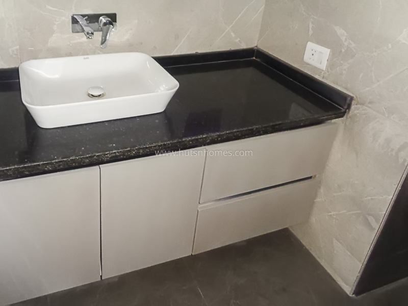 4 BHK Builder Floor For Rent in Hemkunth Colony
