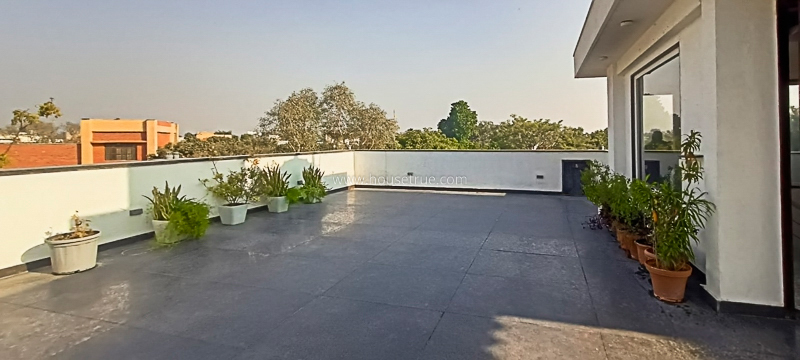 4 BHK Builder Floor For Rent in Jangpura Extension