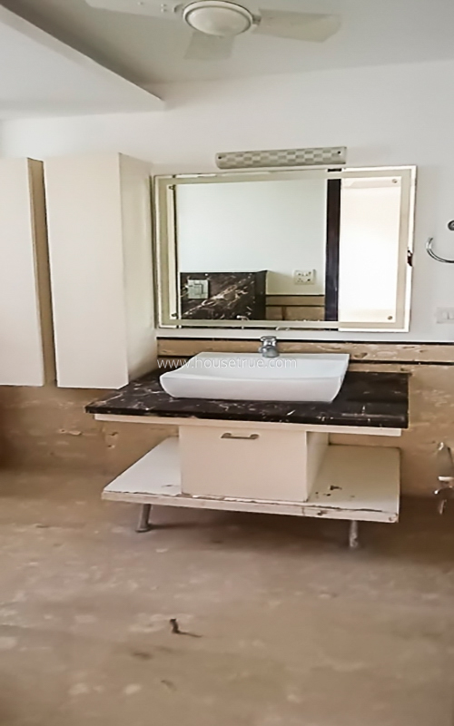 4 BHK Builder Floor For Rent in Jangpura Extension