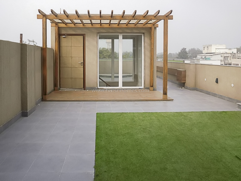 4 BHK Duplex For Sale in Gitanjali Enclave