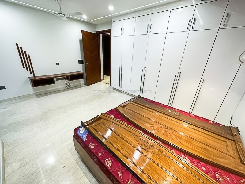 3 BHK Builder Floor For Rent in Defence Colony