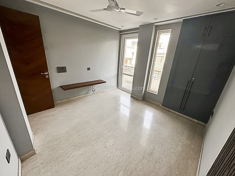 3 BHK Builder Floor For Rent in Defence Colony