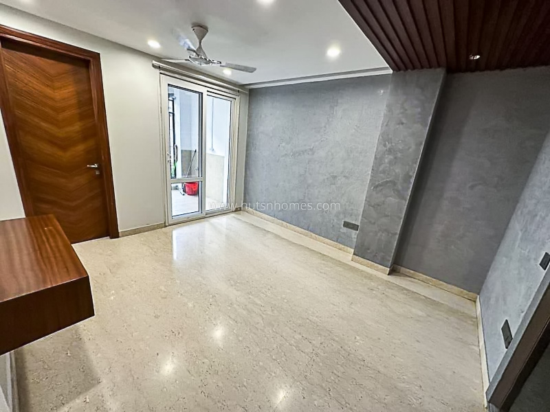 3 BHK Builder Floor For Rent in Defence Colony