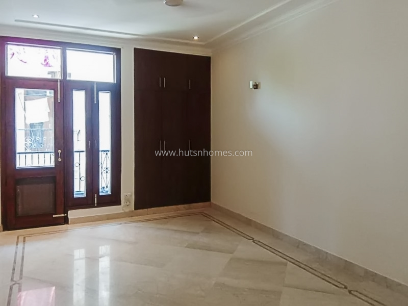 3 BHK Flat For Rent in Anand Niketan