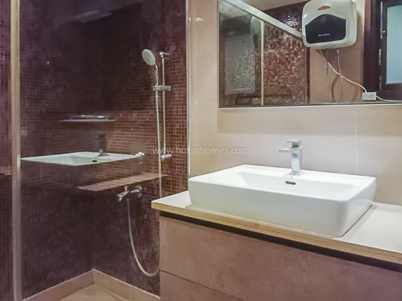 3 BHK Builder Floor For Rent in Safdarjung Enclave