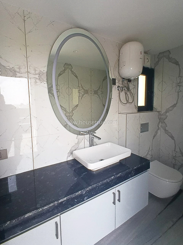 3 BHK Builder Floor For Sale in Defence Colony