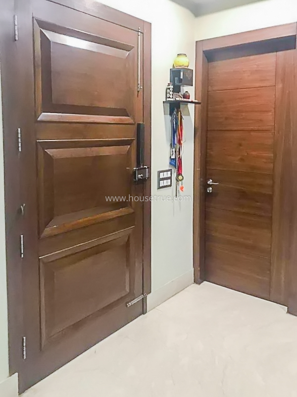 4 BHK Flat For Rent in New Friends Colony