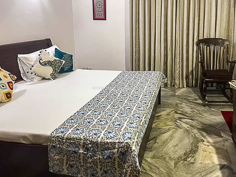 4 BHK Flat For Rent in Greater Kailash Part 1