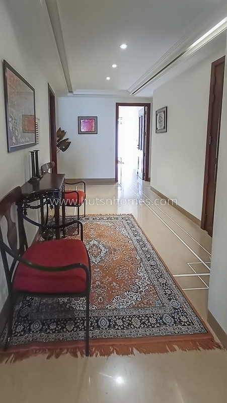 4 BHK Builder Floor For Rent in Defence Colony