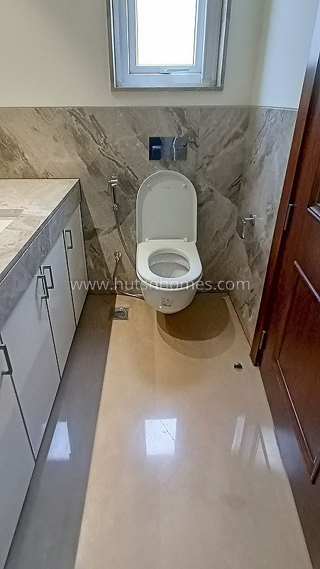 4 BHK Builder Floor For Rent in Defence Colony