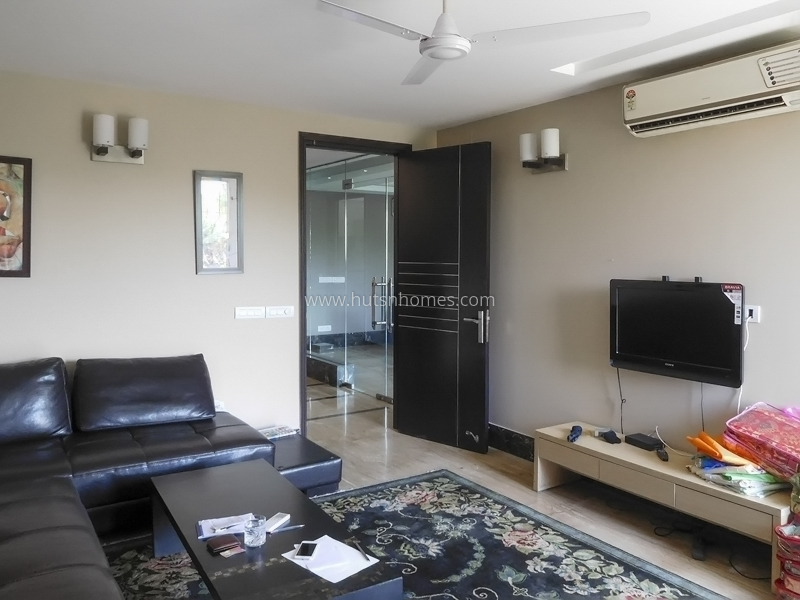 4 BHK Flat For Sale in Panchsheel Enclave