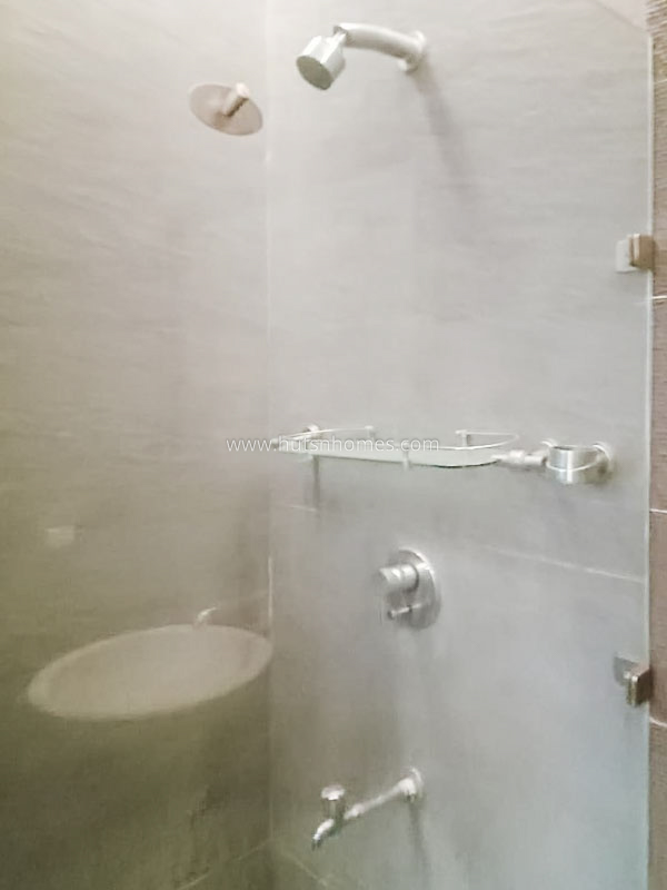 3 BHK Flat For Rent in Anand Niketan