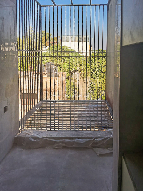 4 BHK Flat For Rent in Defence Colony