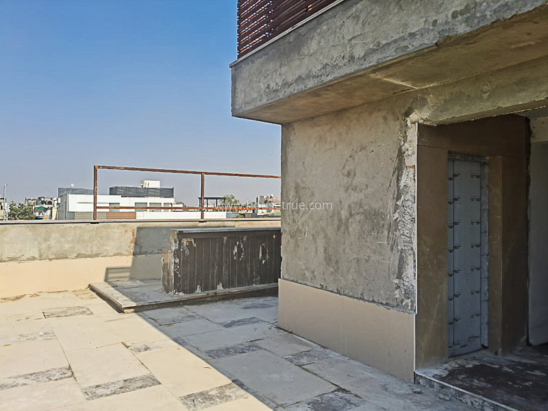 4 BHK Flat For Rent in Defence Colony