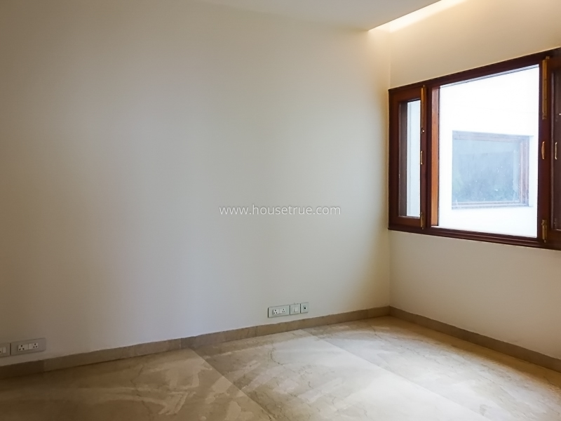 3 BHK Flat For Rent in Chanakyapuri
