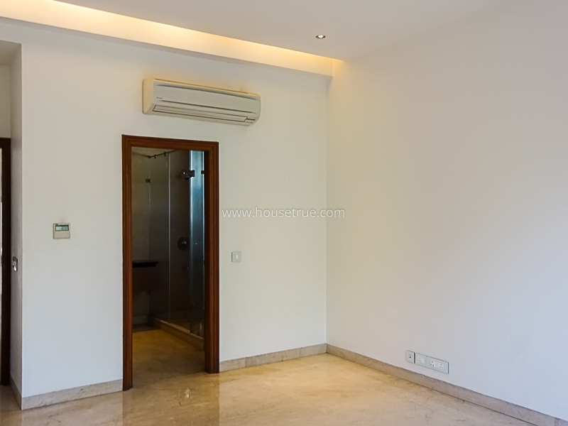 3 BHK Flat For Rent in Chanakyapuri