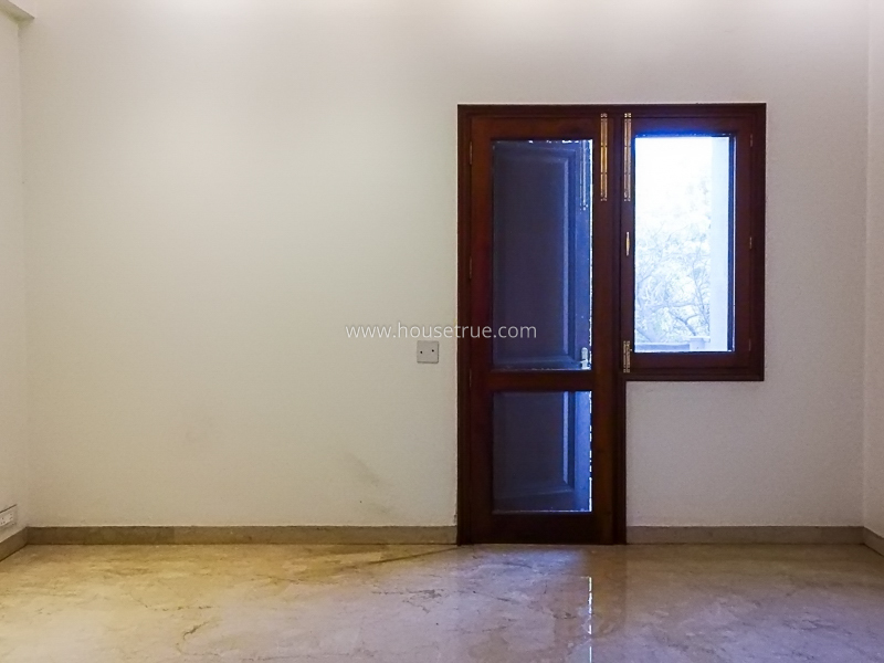 3 BHK Flat For Rent in Chanakyapuri
