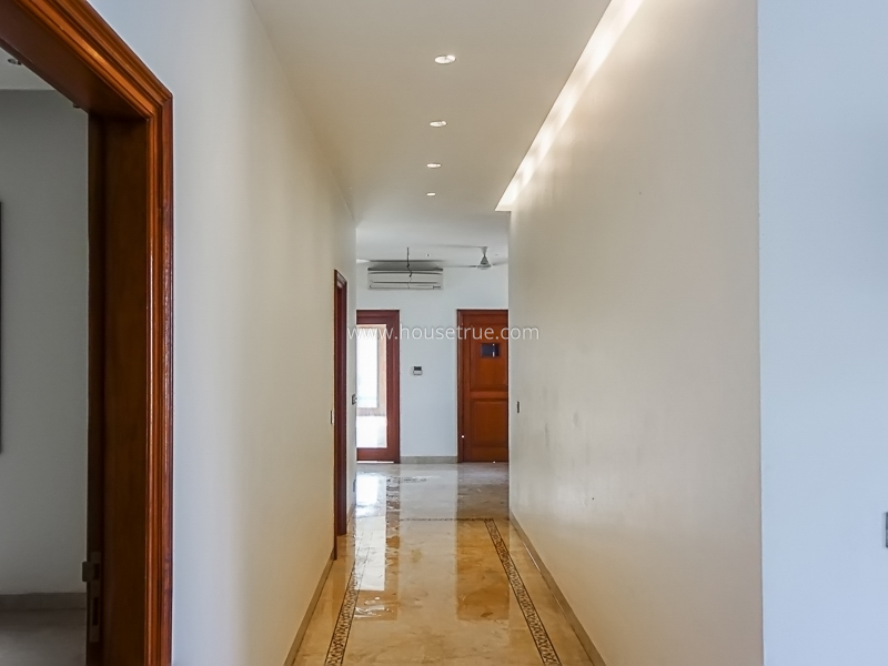 3 BHK Flat For Rent in Chanakyapuri
