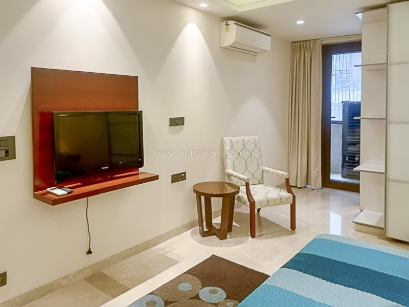 3 BHK Builder Floor For Rent in Defence Colony