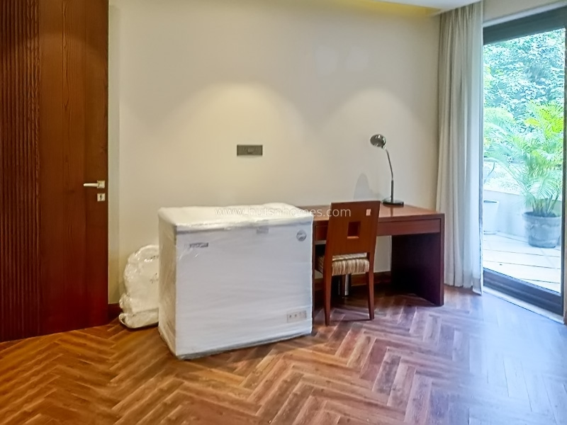 3 BHK Builder Floor For Rent in Defence Colony