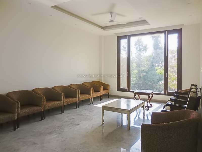 5 BHK Farm House For Rent in DLF Chttarpur