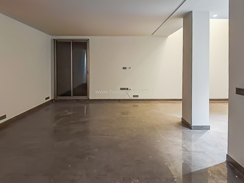 4 BHK Duplex For Rent in Defence Colony