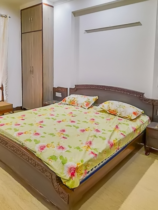 3 BHK Builder Floor For Rent in Defence Colony