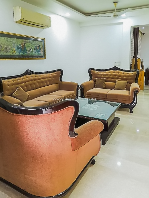 3 BHK Builder Floor For Rent in Defence Colony