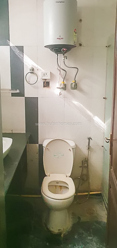 3 BHK Duplex For Rent in Safdarjung Enclave