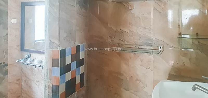 3 BHK Duplex For Rent in Safdarjung Enclave