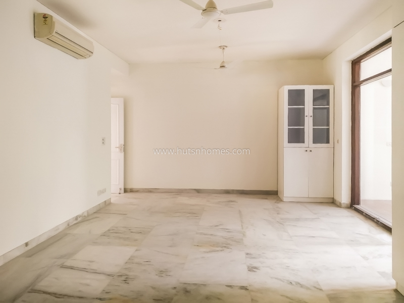 5 BHK Farm House For Sale in Westend Greens