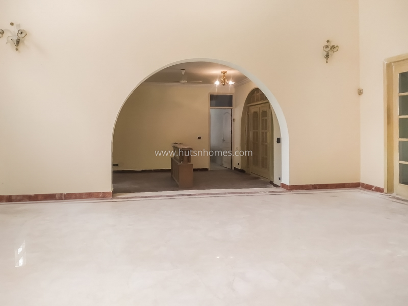 5 BHK Farm House For Sale in Westend Greens