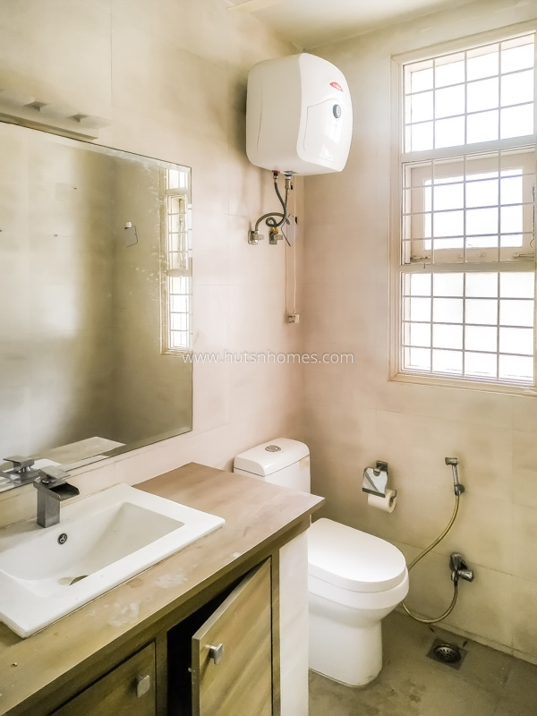 5 BHK Farm House For Sale in Westend Greens