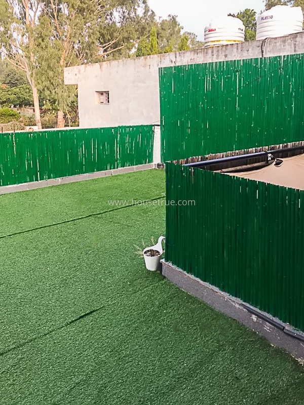 5 BHK Farm House For Rent in Dlf Chattarpur Farms