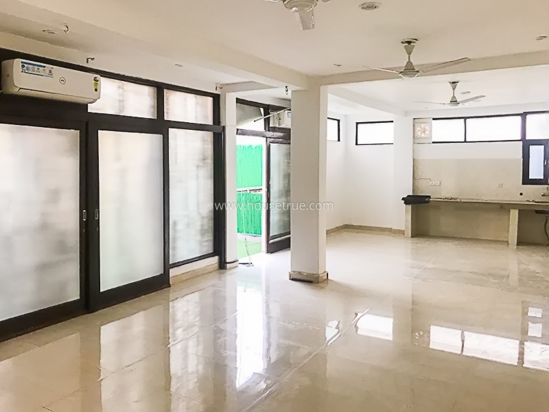 5 BHK Farm House For Rent in Dlf Chattarpur Farms