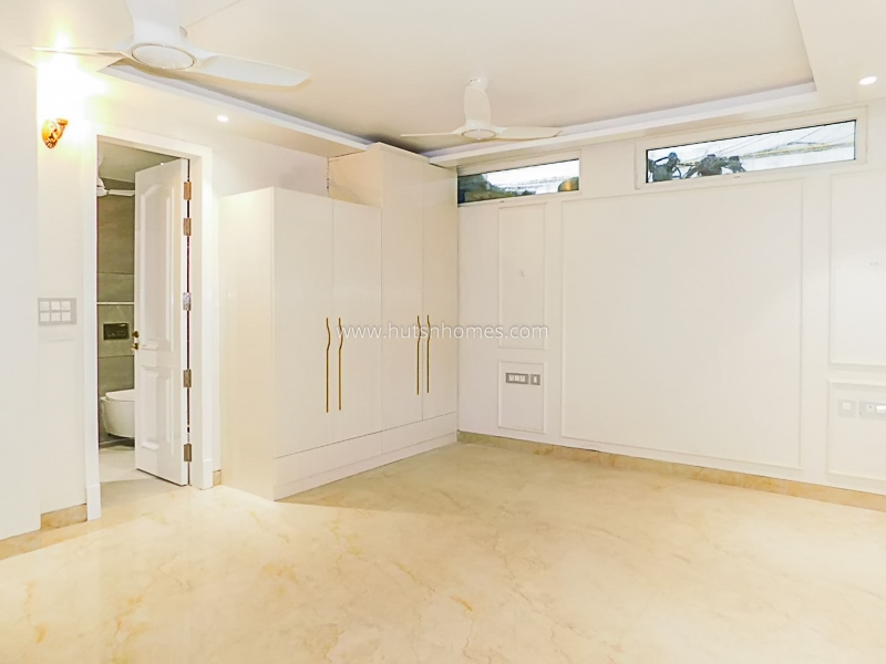 3 BHK Duplex For Rent in Anand Lok