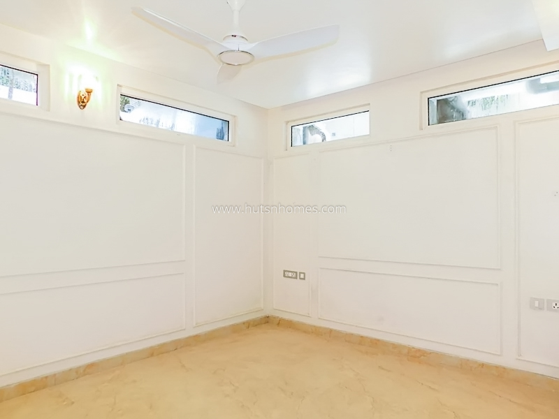 3 BHK Duplex For Rent in Anand Lok